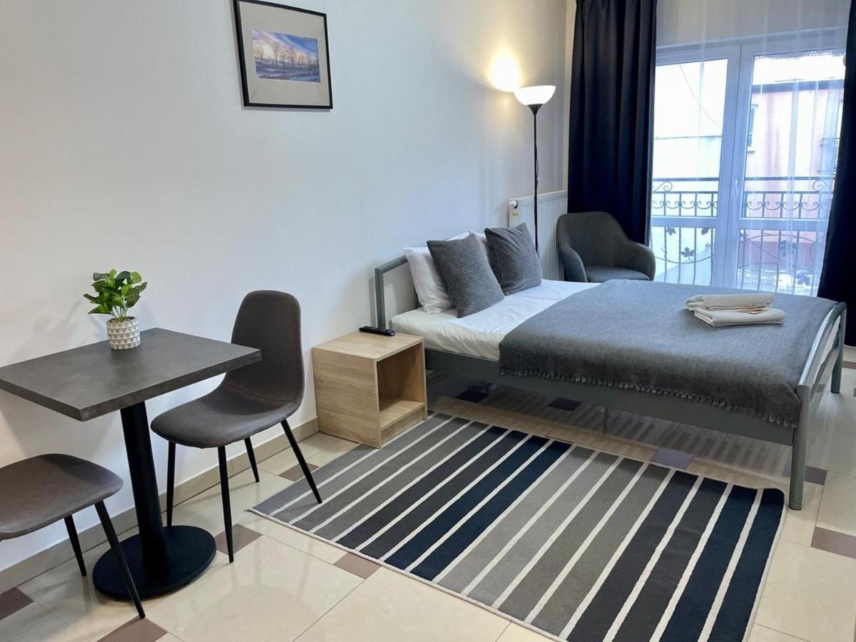 Bubble Apartments — Photos 3